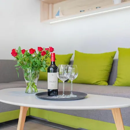 Vakantiehuis Stunning In With Sauna *