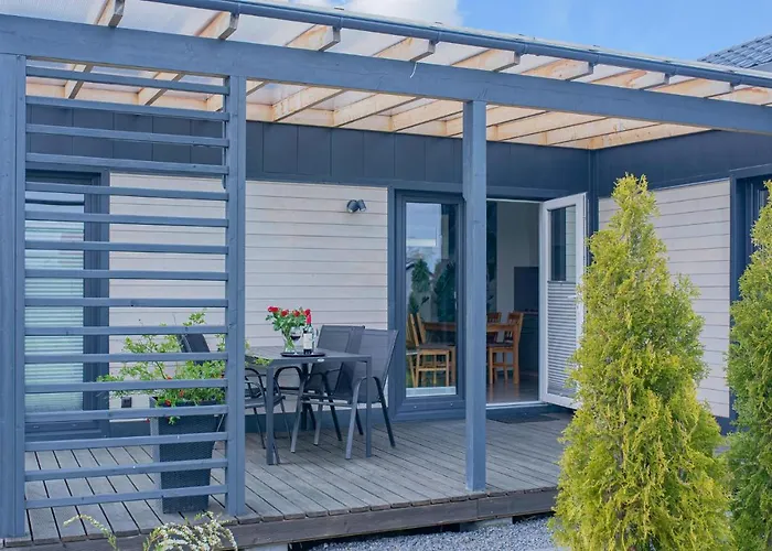 度假居 Stunning In With Sauna Jezierzany